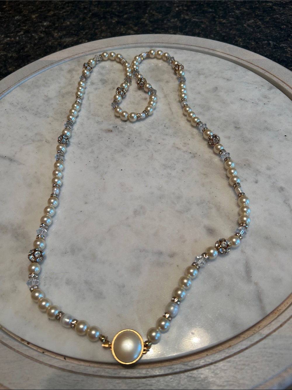 Pearl and Crystal Beaded Necklace - Ivory Pearlescent